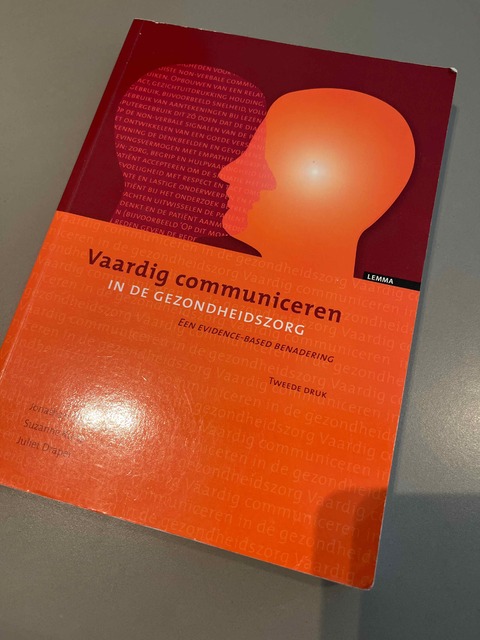 9789059314511-Vaardig-communiceren-in-de-gezondheidszorg