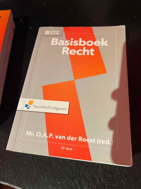9789001875114-Basisboek-Recht
