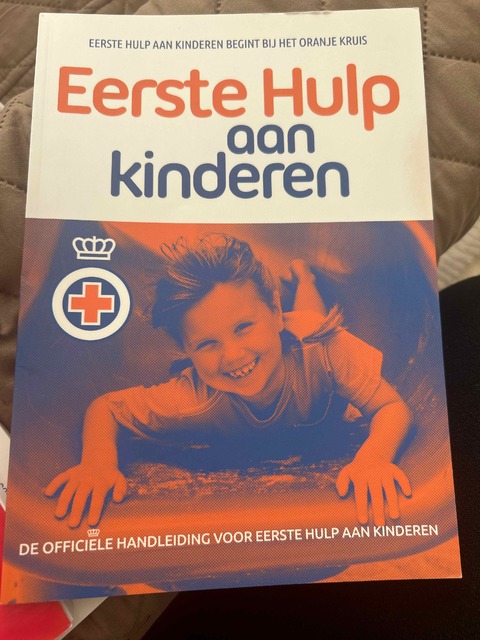 9789077259108-Eerste-hulp-aan-kinderen