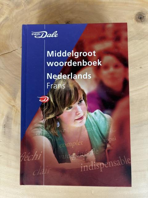 9789066482845-Van-Dale-Middelgroot-woordenboek-Nederlands-Frans