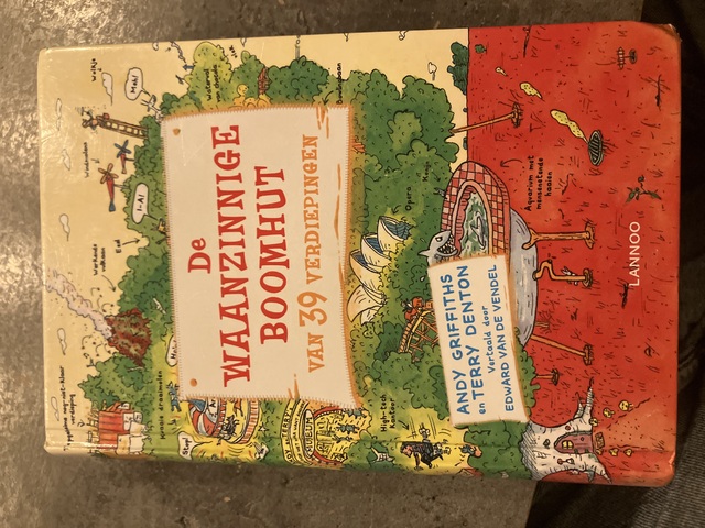 9789401421010-De-waanzinnige-boomhut-van-39-verdiepingen