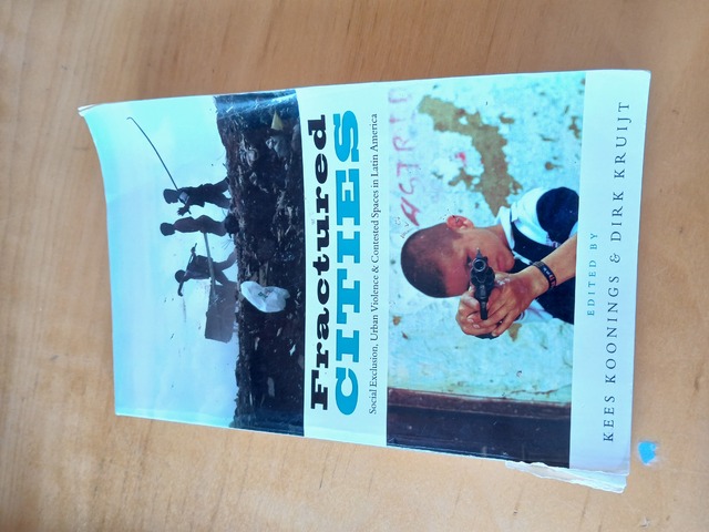 9781842777312-Fractured-Cities