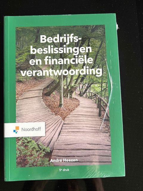 9789001749750-Bedrijfsbeslissingen-en-financiele-verantwoording