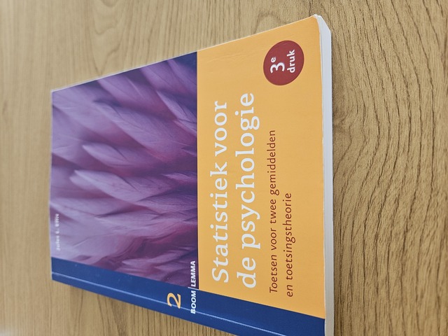 9789059319738-Statistiek-voor-de-psychologie-Deel-2-toetsen-voor-twee-gemiddelden-en-toetsingstheorie
