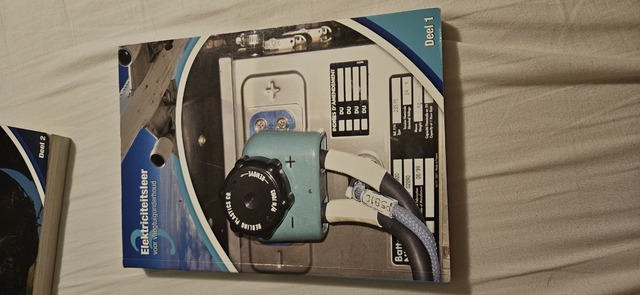 9789078206293-Elektriciteitsleer-voor-vliegtuigonderhoud-3a-deel-Theorieboek