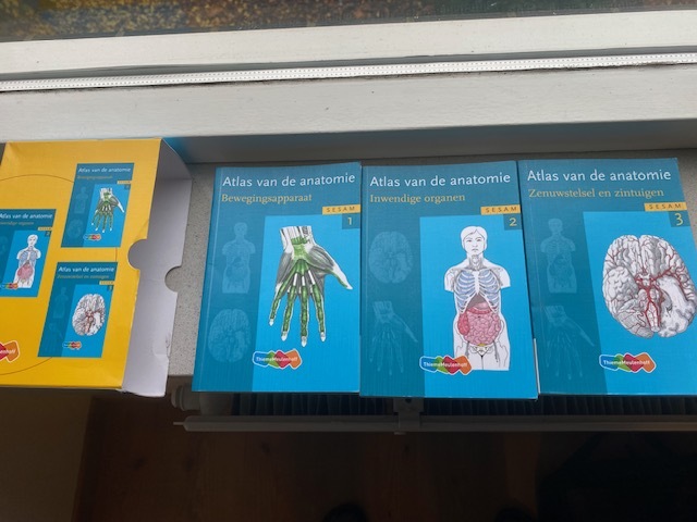 9789006952346-Atlas-vd-anatomie-delen-123-in-cassette
