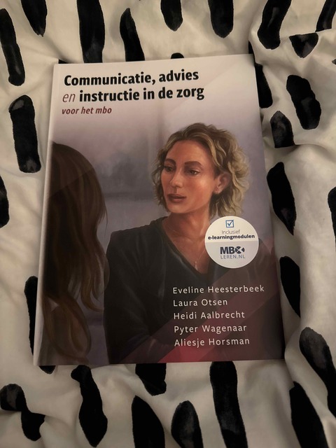 9789083181103-MBOL-Communicatie-advies-en-instructie-in-de-zorg