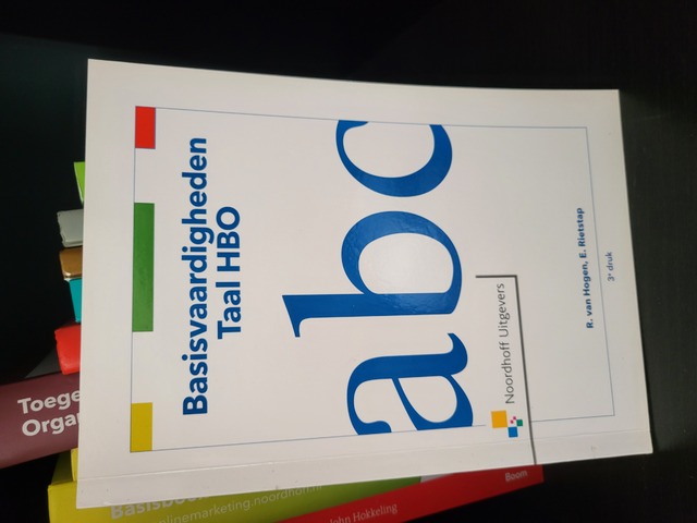 9789001875077-Basisvaardigheden-Taal-HBO