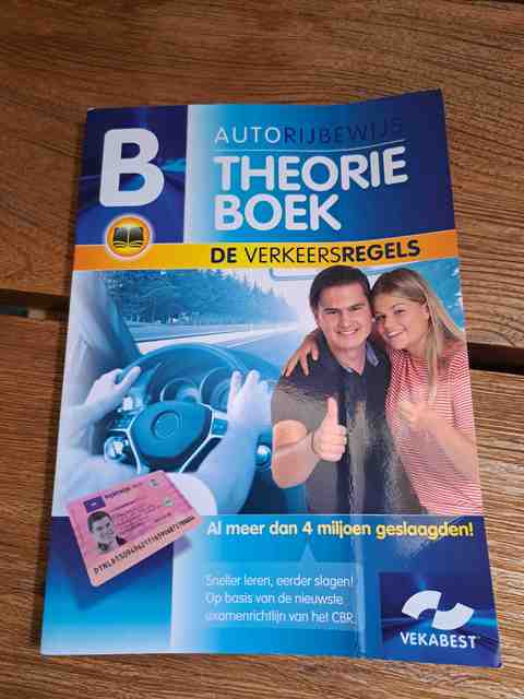 9789067993401-Auto-rijbewijs-de-verkeersregels