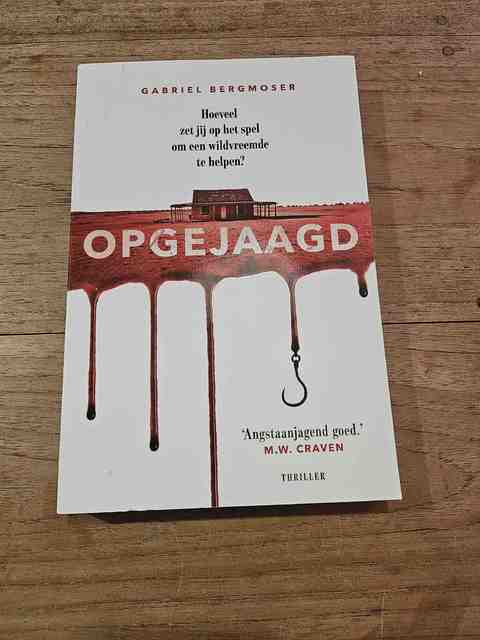 9789024589777-Opgejaagd