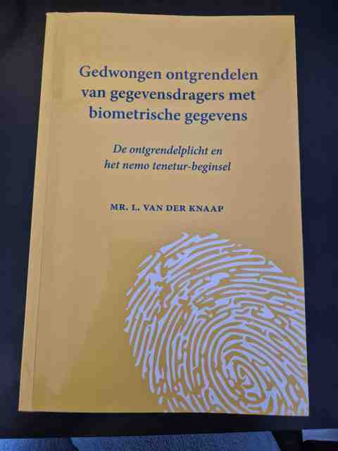9789088632693-Gedwongen-ontgrendelen-van-gegevensdragers-met-biometrische-gege