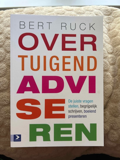 9789052617060-Overtuigend-adviseren
