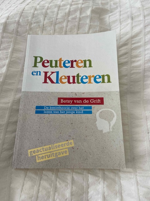 9789493303447-Peuteren-en-Kleuteren