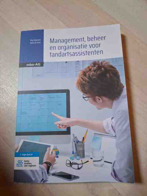 9789036828123-Management-beheer-en-organisatie-voor-tandartsassistenten