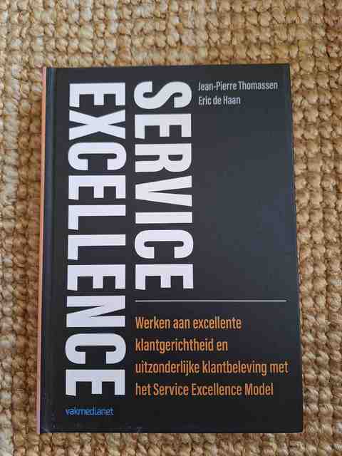 9789462760998-Service-excellence