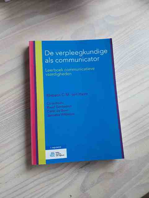 9789036818735-De-verpleegkundige-als-communicator