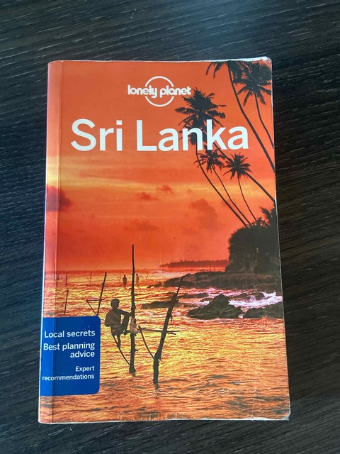 9781742208022-Lonely-Planet-Sri-Lanka-dr-13