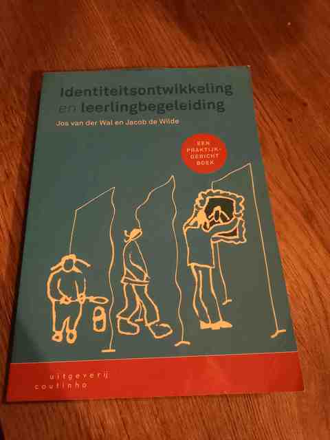 9789046905548-Identiteitsontwikkeling-en-leerlingbegeleiding