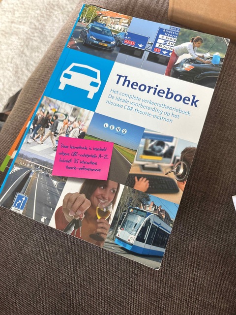 9789490797010-Auto-theorieboek