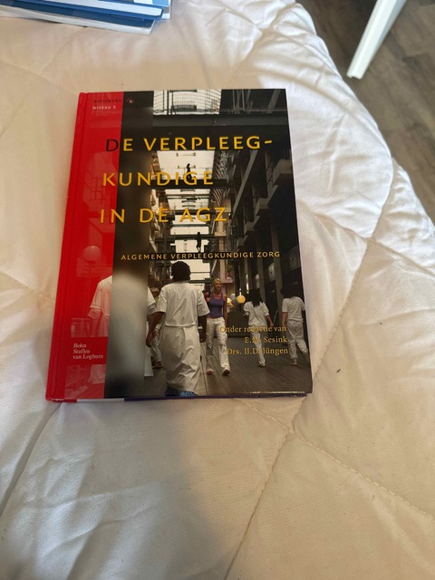 9789031352142-De-verpleegkundige-in-de-AGZ