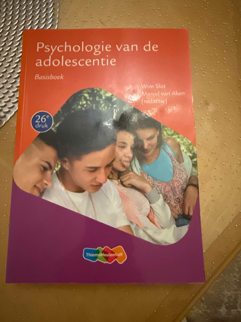 9789006105612-Psychologie-van-de-adolescentie