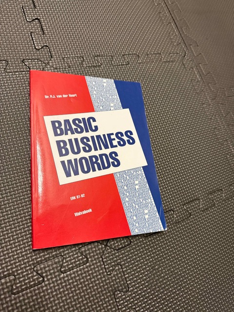 9789066753815-Basic-Business-Words