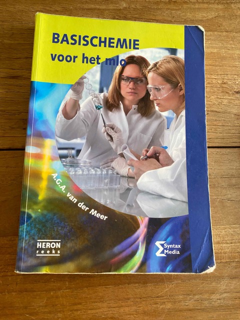 9789077423875-Basischemie-voor-het-MLO