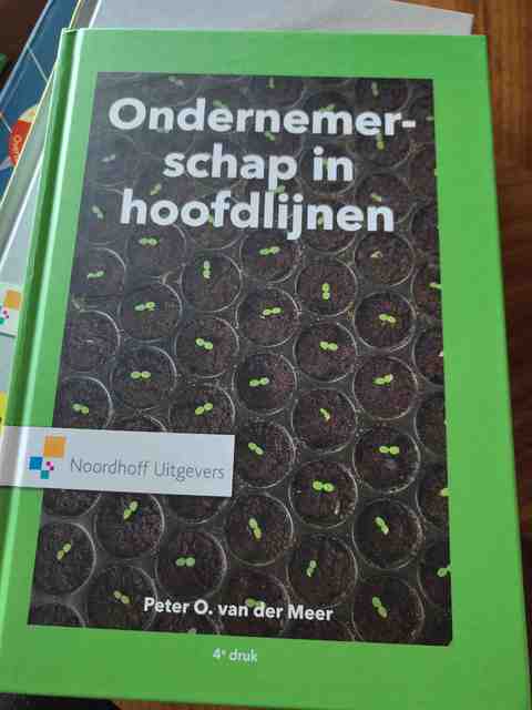 9789001885724-Ondernemerschap-in-hoofdlijnen