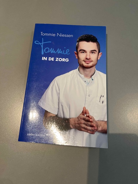 9789026342578-Tommie-in-de-zorg