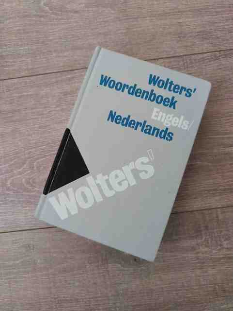 9789001968182-Wolters-woordenboek-EngelsNederlands