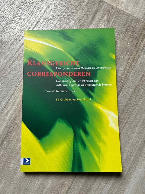 9789052615639-Klantgericht-corresponderen