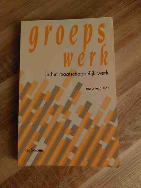 9789023237273-Groepswerk-in-het-maatschappelijk-werk