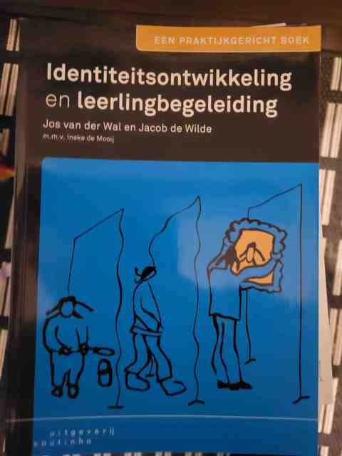 9789046902554-Identiteitsontwikkeling-en-leerlingbegeleiding