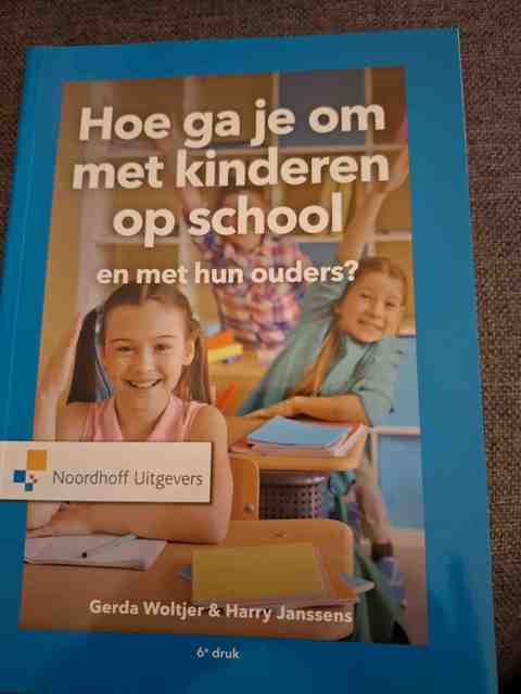 9789001994426-Hoe-ga-je-om-met-kinderen-op-school-en-met-hun-ouders