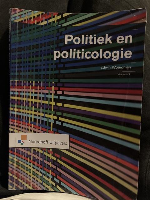 9789001820541-Politiek-en-politicologie