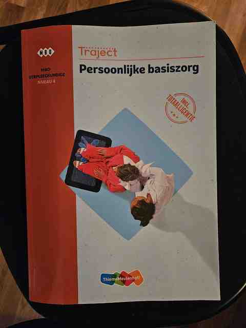 9789006953374-Traject-Combipakket-Persoonlijke-basiszorg-niv-4-boek-en-totaallicentie-1-jr