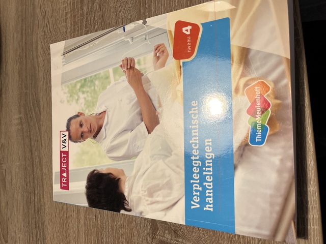 9789006925142-Verpleegtechnische-handelingen-niveau-4-Basisboek