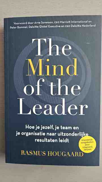 9789400511439-The-Mind-of-the-Leader