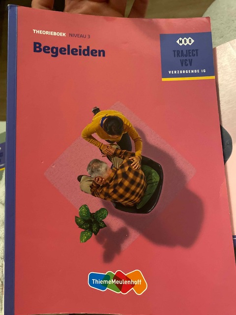 9789006910216-Begeleiden-niveau-3-Theorieboek