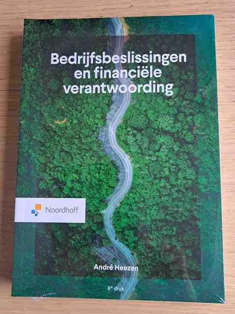 9789001035075-Bedrijfsbeslissingen-en-financiele-verantwoording