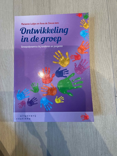 9789046905142-Ontwikkeling-in-de-groep