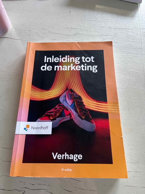 9789001016586-Inleiding-tot-de-marketing