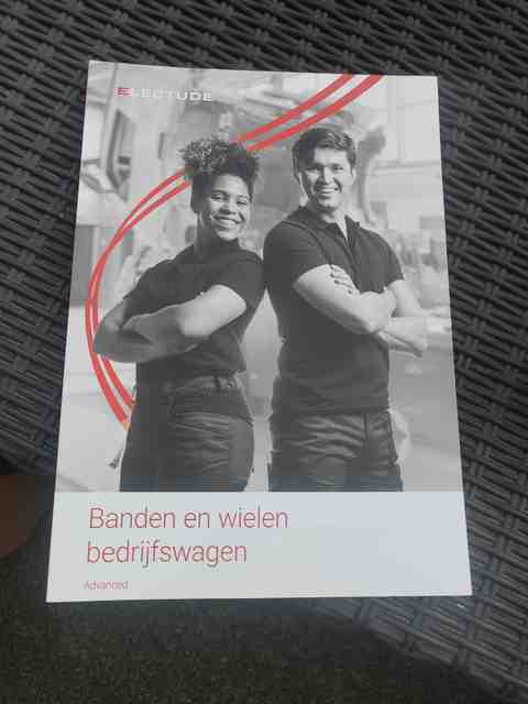 9789493286603-Banden-en-wielen-bedrijfswagen