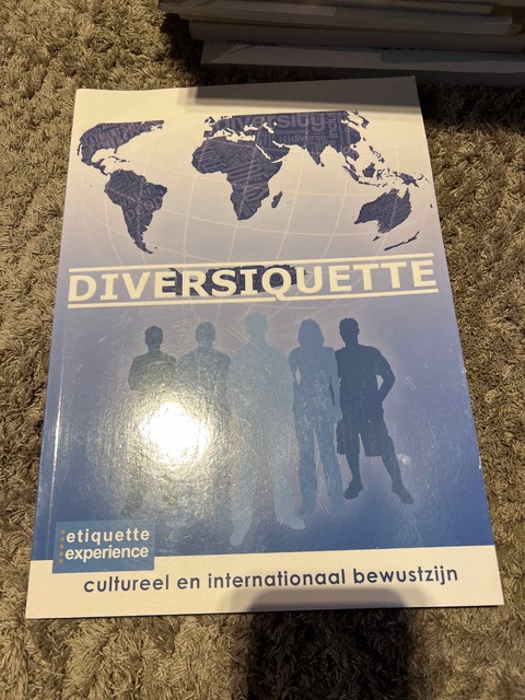 9789400221048-Diversiquette
