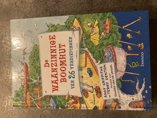 9789401415347-De-waanzinnige-boomhut-van-26-verdiepingen