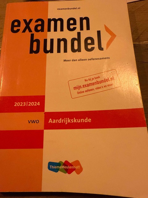 9789006648485-Examenbundel-vwo-Aardrijkskunde-20232024