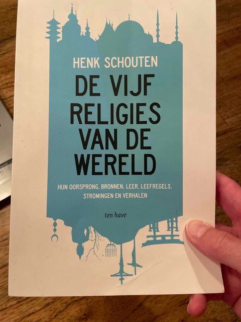 9789025904777-De-vijf-religies-van-de-wereld