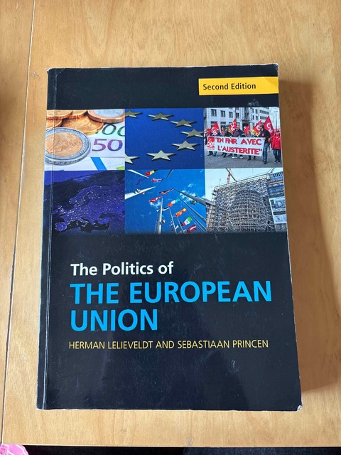 9781107544901-The-Politics-of-the-European-Union