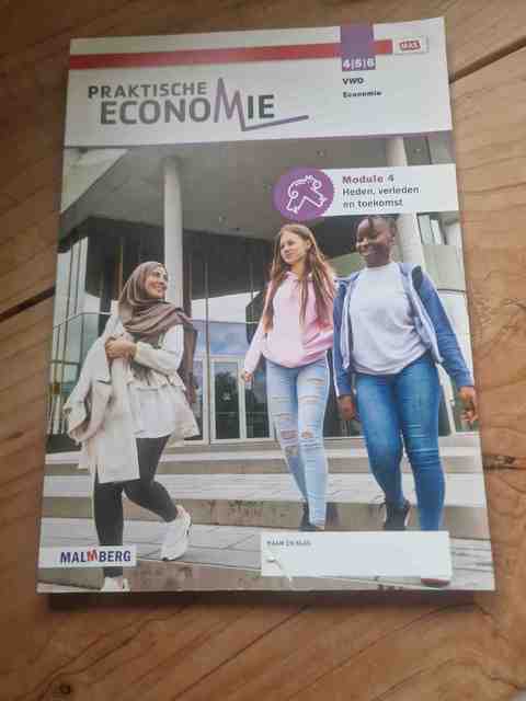 9789402064827-Praktische-Economie--MAX-4-Heden-verleden-en-toekomst-leerjaar-456-vwo