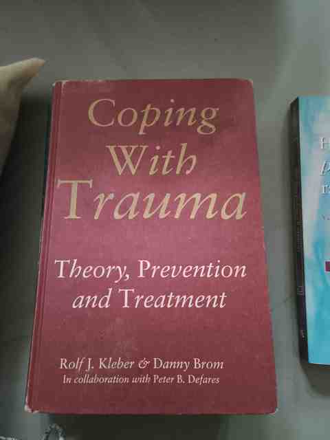 9789026512278-Coping-with-Trauma